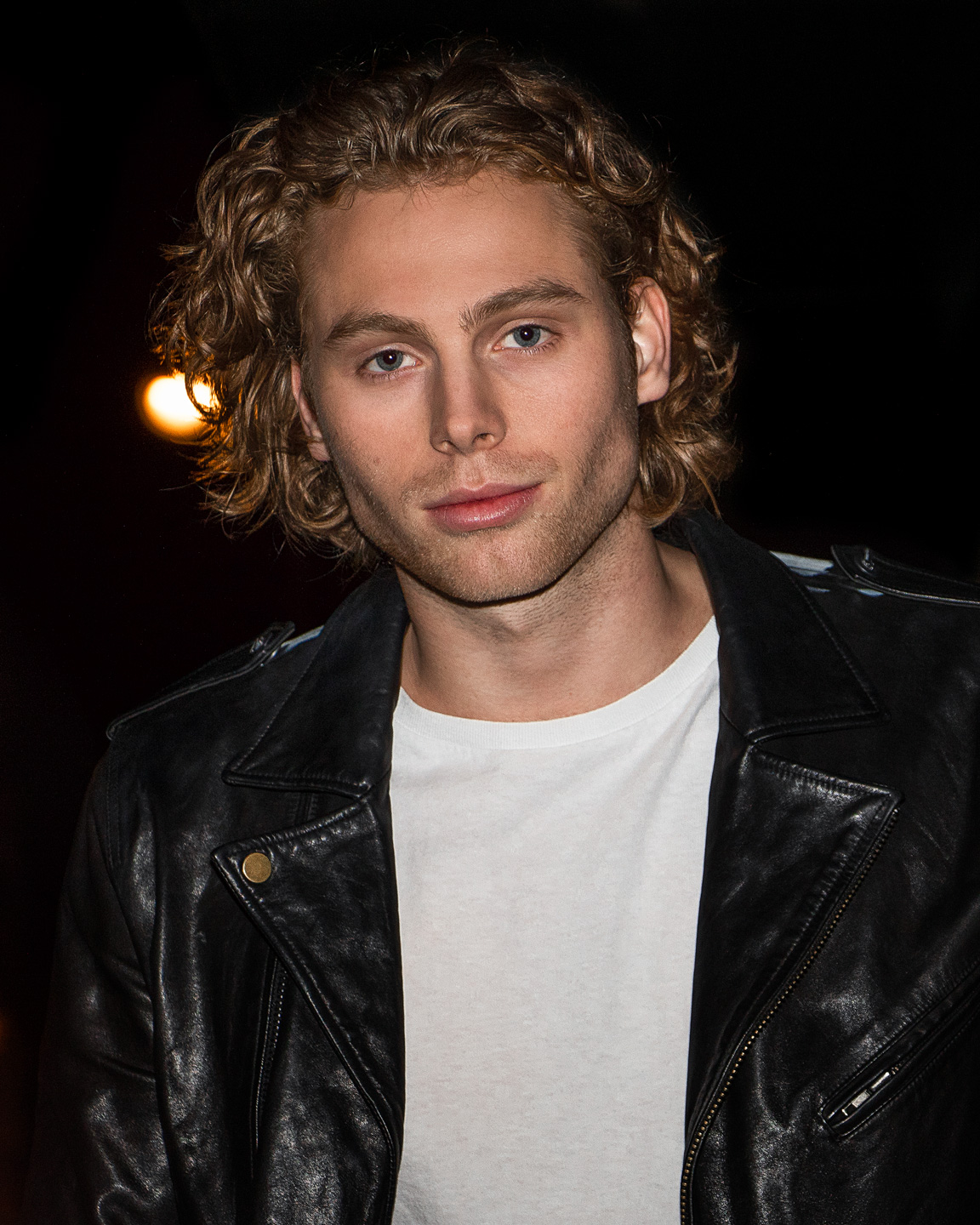 French Photographer Portrait Photography 5 Seconds of Summer/ Luke Hemmings